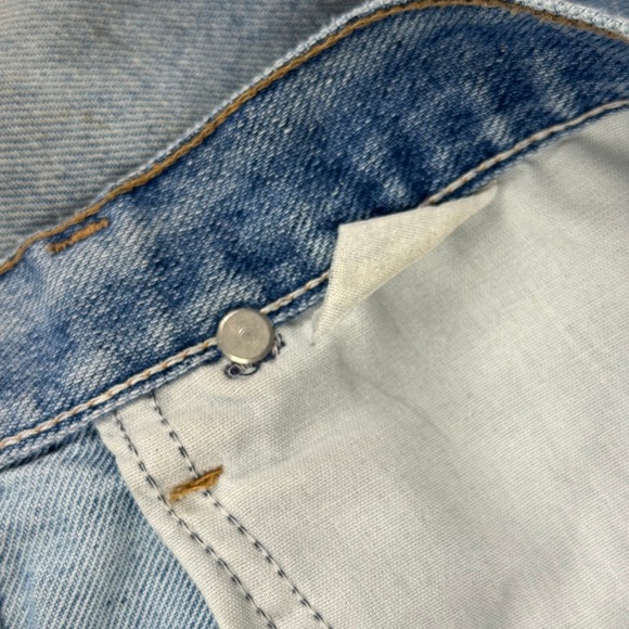 Wrangler Rugged Wear Mens Light Wash Distressed Relaxed Jeans 32x27.5 VTG - Picture 9 of 12